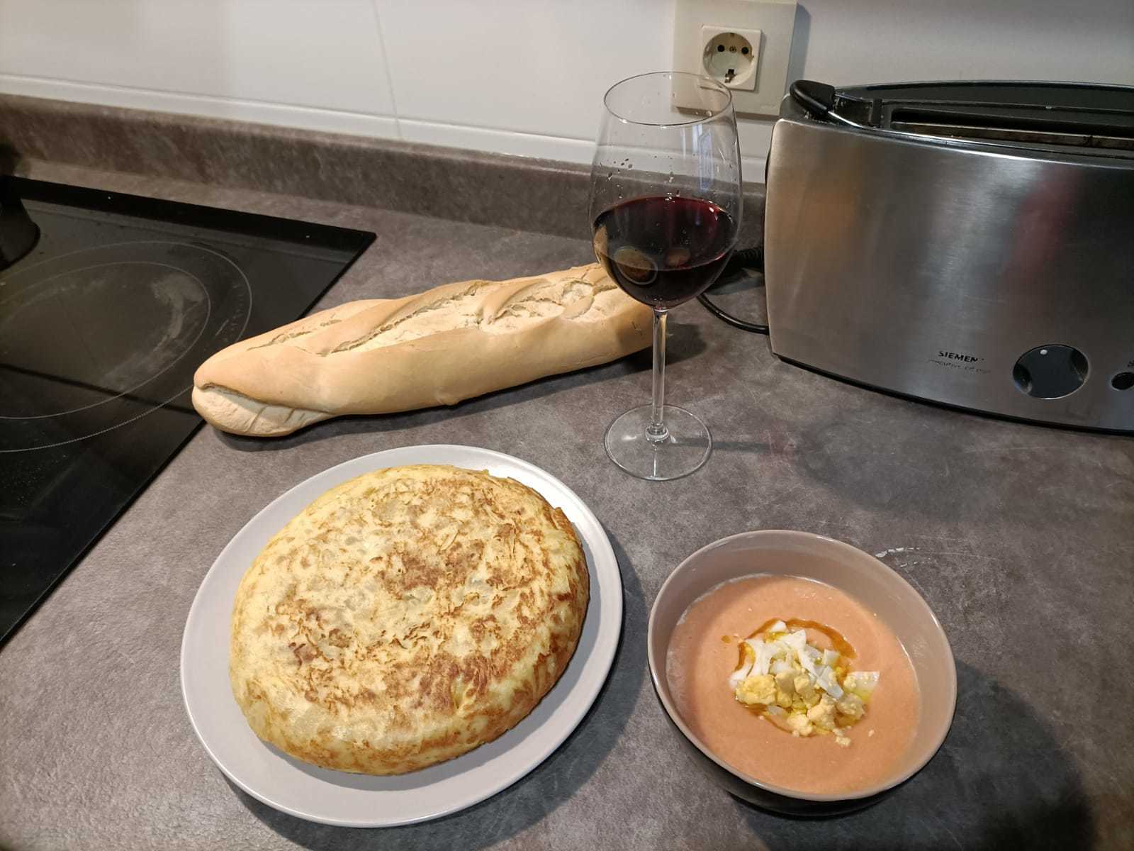 Tortilla de patatas トルティージャ